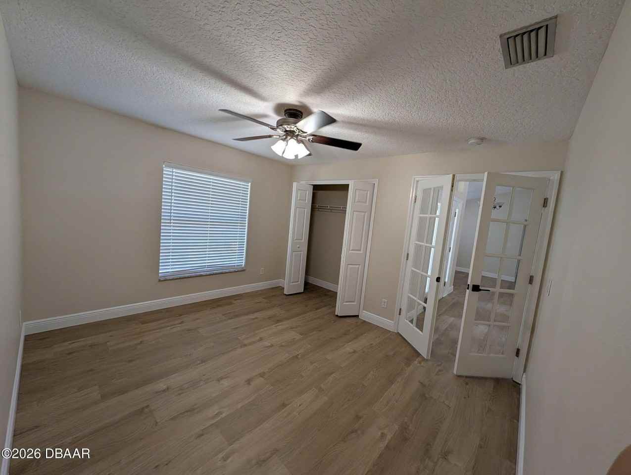 3725 Sunrise Oaks Dr - Photo 6 of 17