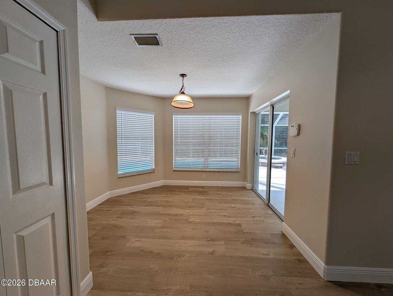 3725 Sunrise Oaks Dr - Photo 7 of 17