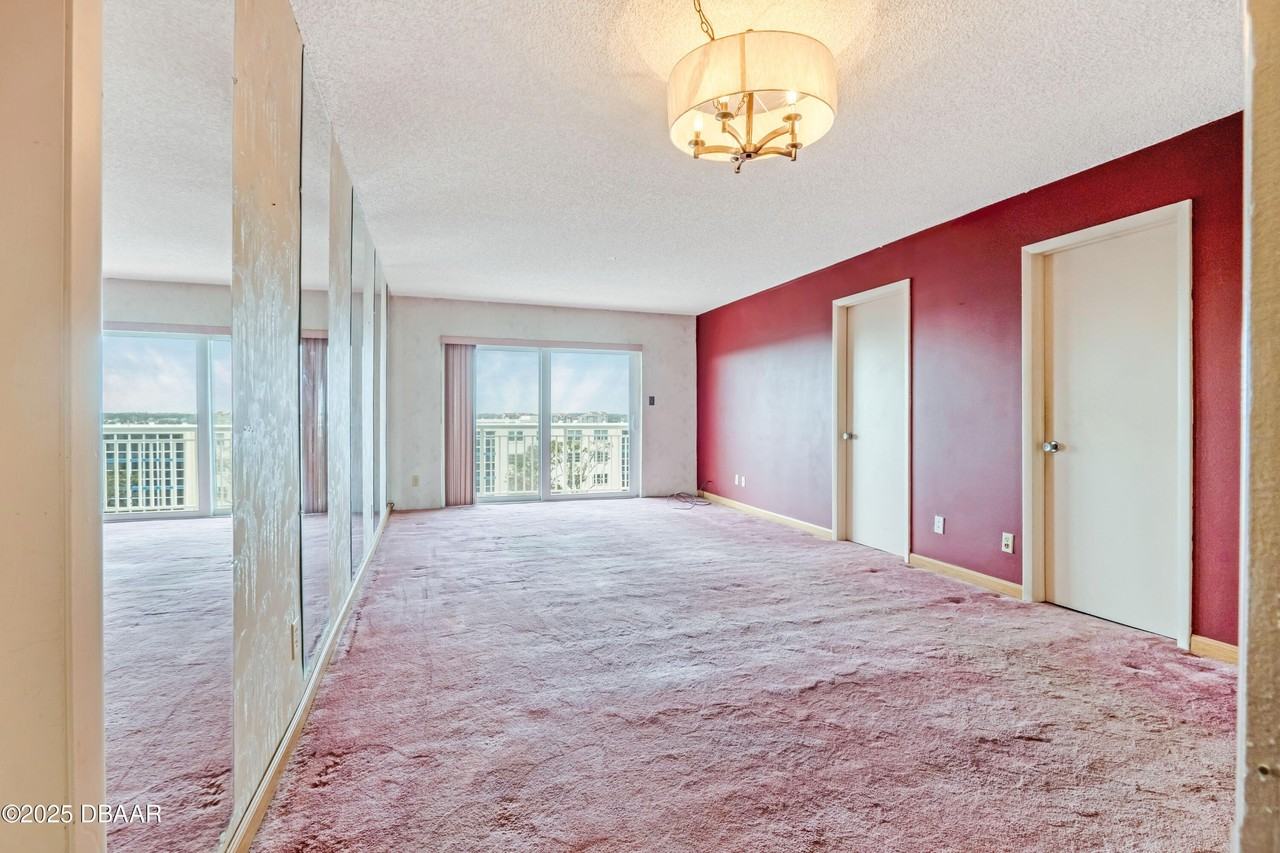 100 Silver Beach Ave Apt 816 #816 - Photo 6 of 26