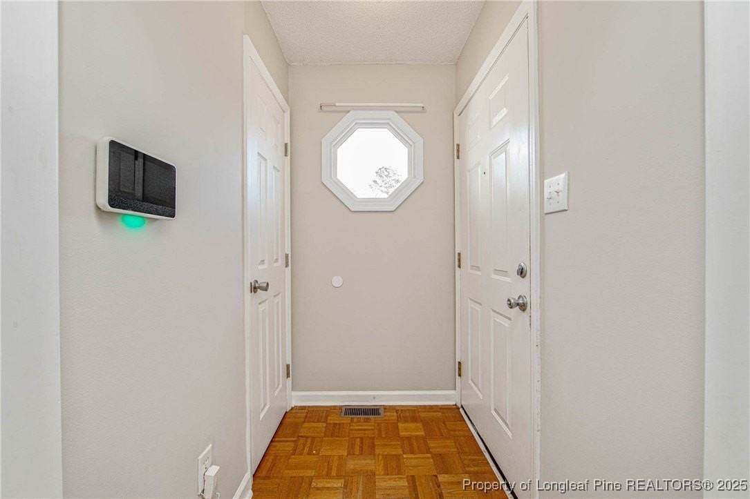 1432 Rougemart Dr - Photo 4 of 36