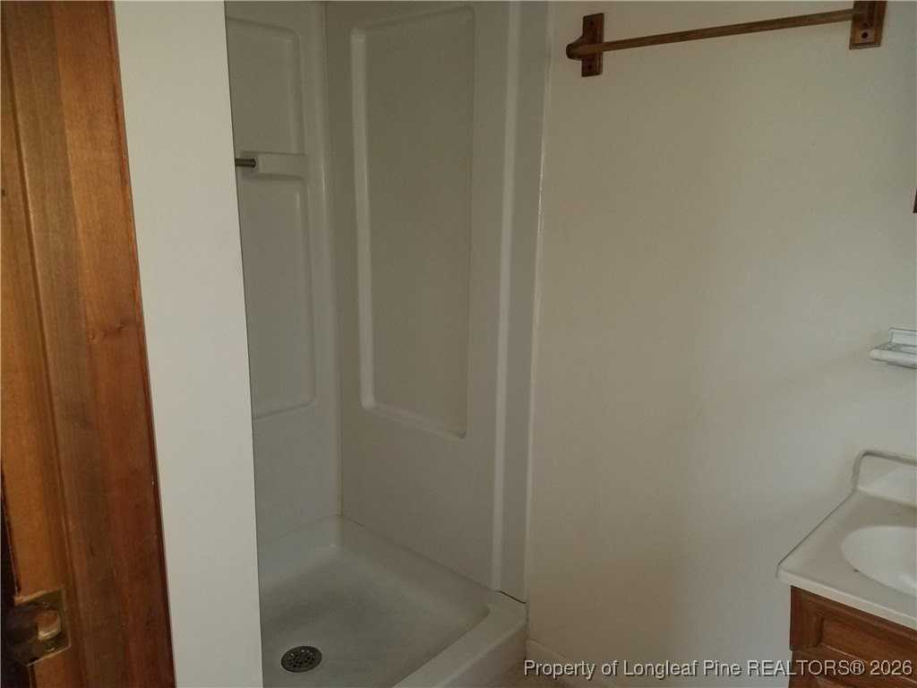 101 Bogard Cir Apt 6 - Photo 5 of 6