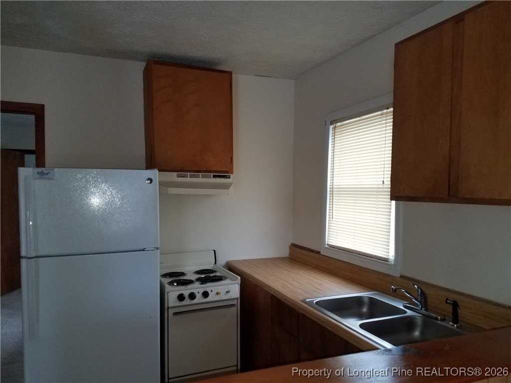 101 Bogard Cir Apt 6 - Photo 6 of 6