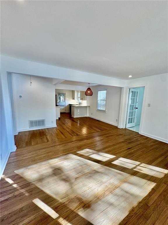 635 Valley Brook Rd - Photo 2 of 17