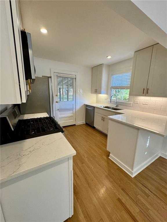 635 Valley Brook Rd - Photo 5 of 17