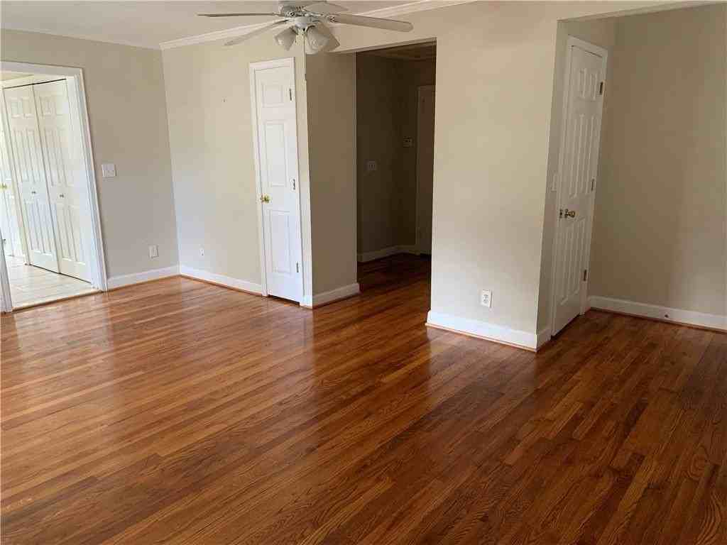 1910 La Dawn Ln Nw - Photo 7 of 10