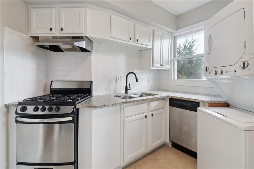 2477 N Decatur Rd Apt B4 #B4 - Photo 4 of 25