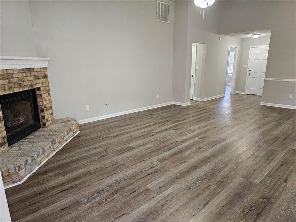 8425 Falling Rocks Way - Photo 5 of 31