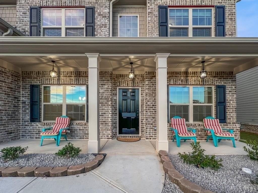 3868 Southfield Ct - Photo 3 of 50