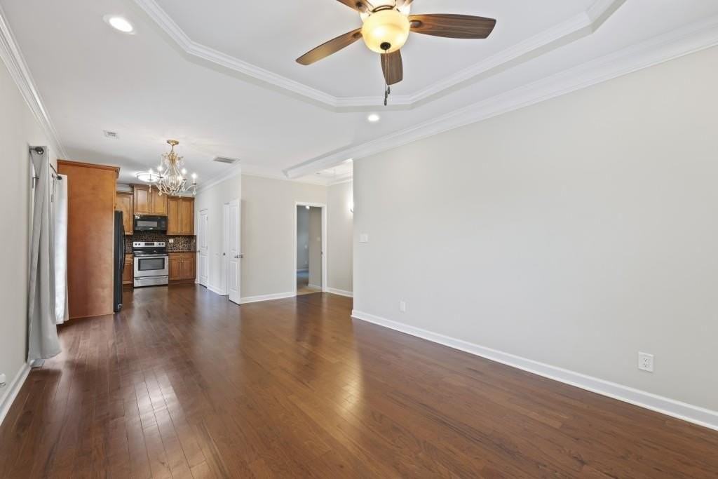 2455 Pilgrim Rd - Photo 2 of 19