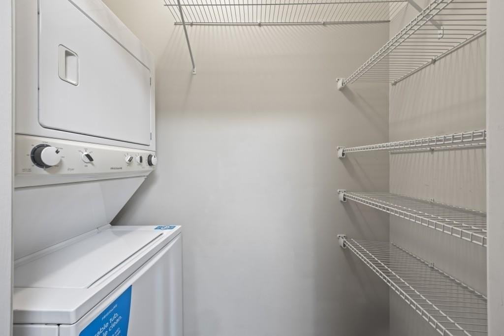 2455 Pilgrim Rd - Photo 7 of 19