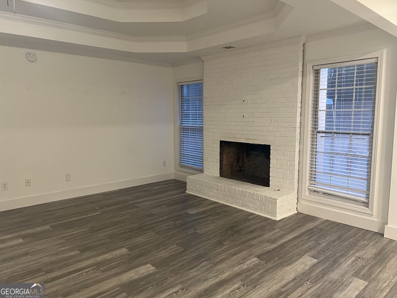 5455 Forest Falls Dr - Photo 3 of 19