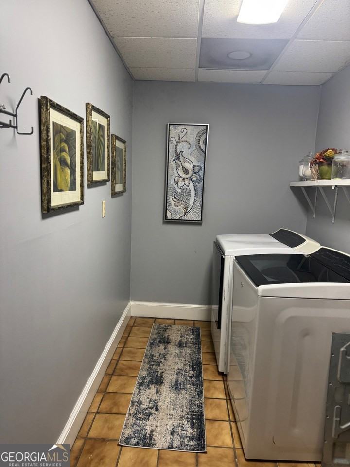 2091 Emerald Dr - Photo 7 of 12