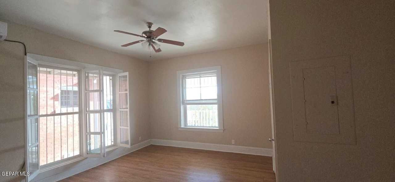 515 W Missouri Ave Apt 3 #3 - Photo 5 of 7