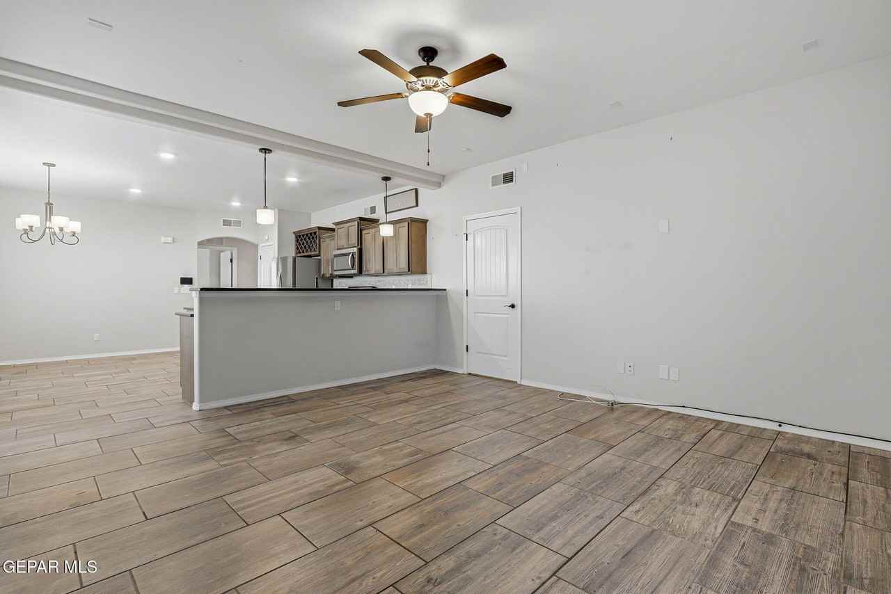 14936 Harry Flournoy Ave - Photo 5 of 29