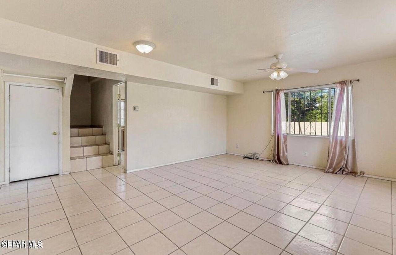 304 Fifth St - Photo 2 of 13