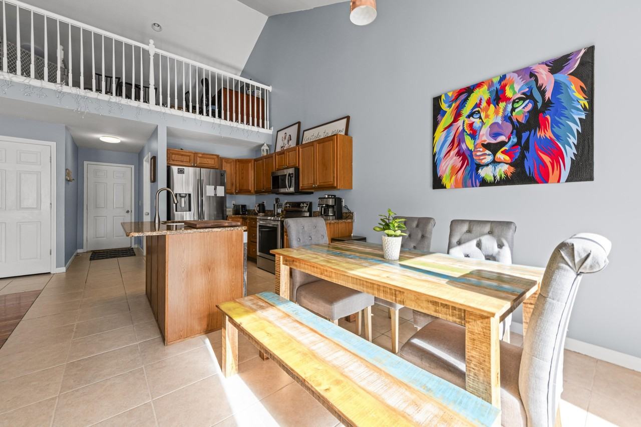 3836 Lesia Dr - Photo 5 of 24