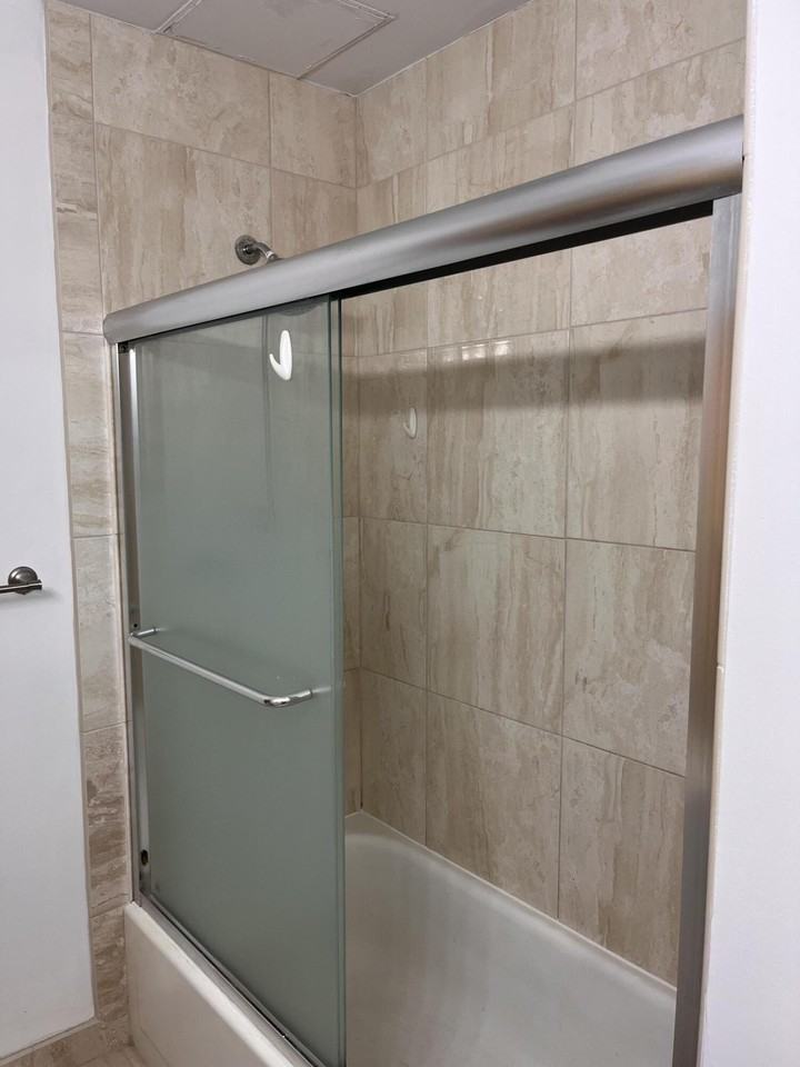 30445 W 14 Mile Rd Apt 59 #59 - Photo 7 of 10