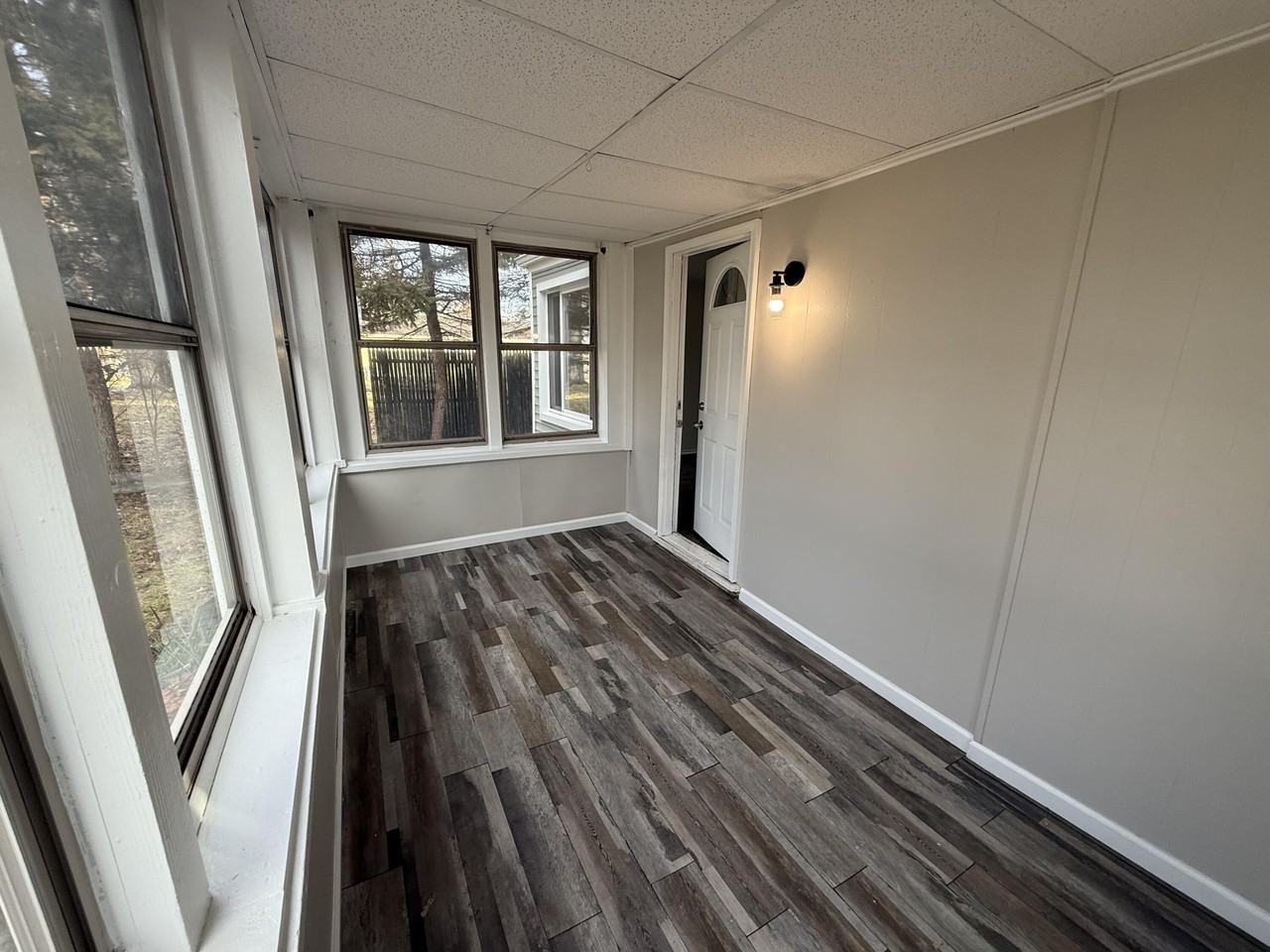 11691 Cornell St - Photo 6 of 34