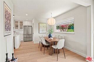 5622 Babbitt Ave - Photo 3 of 8