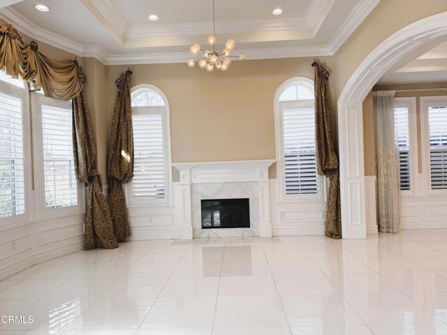 5020 Camellia Ave - Photo 5 of 8