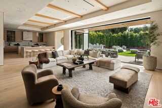 10386 Strathmore Dr - Photo 6 of 8