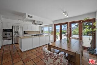 2529 Pesquera Dr - Photo 3 of 8