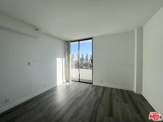 10390 Wilshire Blvd #1117 - Photo 2 of 8