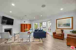 751 Westholme Ave - Photo 1 of 1