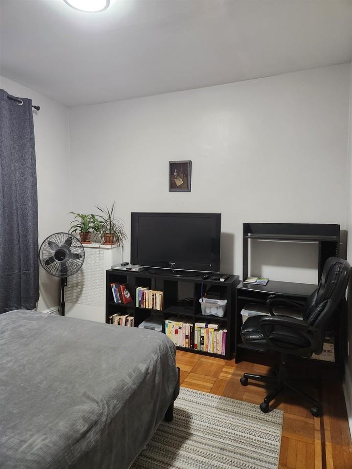 2672 John F Kennedy Blvd #301 - Photo 4 of 14