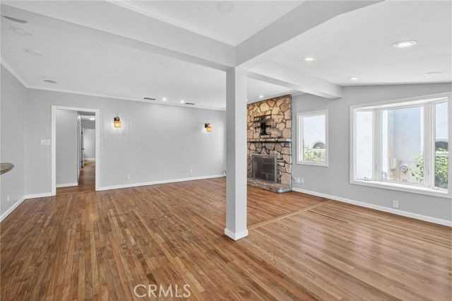 608 35th St - Photo 7 of 8