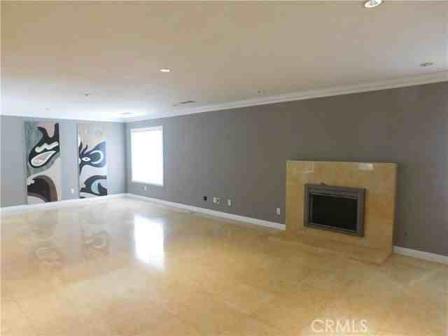 12854 Arabella St - Photo 4 of 8