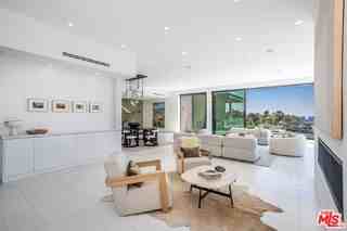 9406 Lloydcrest Dr - Photo 2 of 6