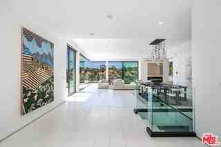 9406 Lloydcrest Dr - Photo 4 of 6