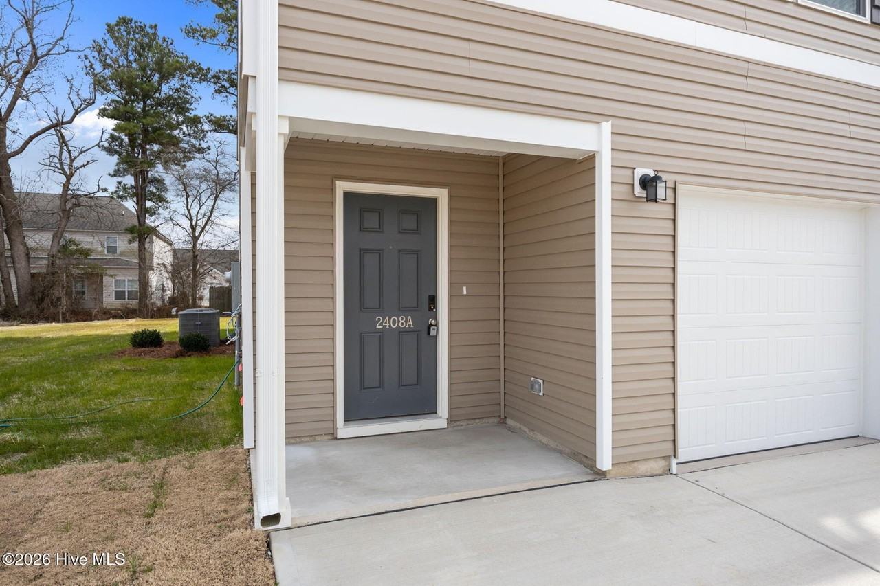 Brookville Dr #A - Photo 2 of 27