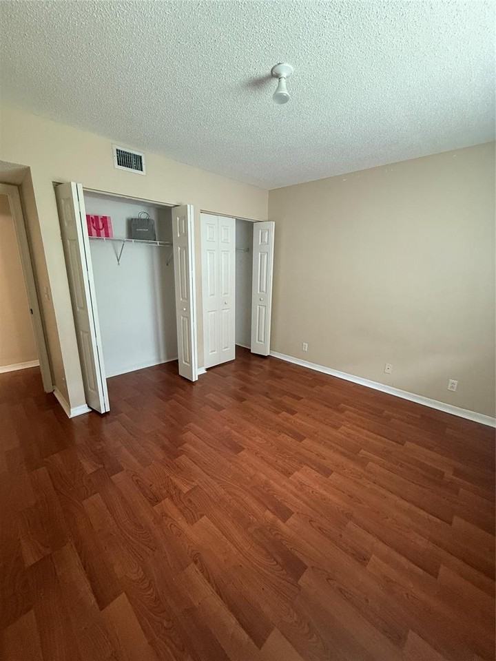 3797 San Simeon Cir #3797 - Photo 5 of 8