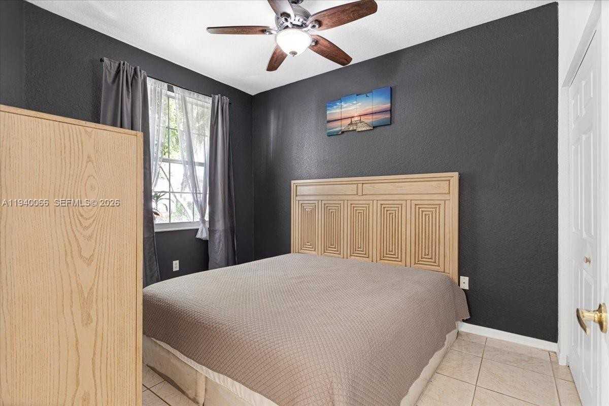 7620 S Aragon Blvd #1 - Photo 7 of 8