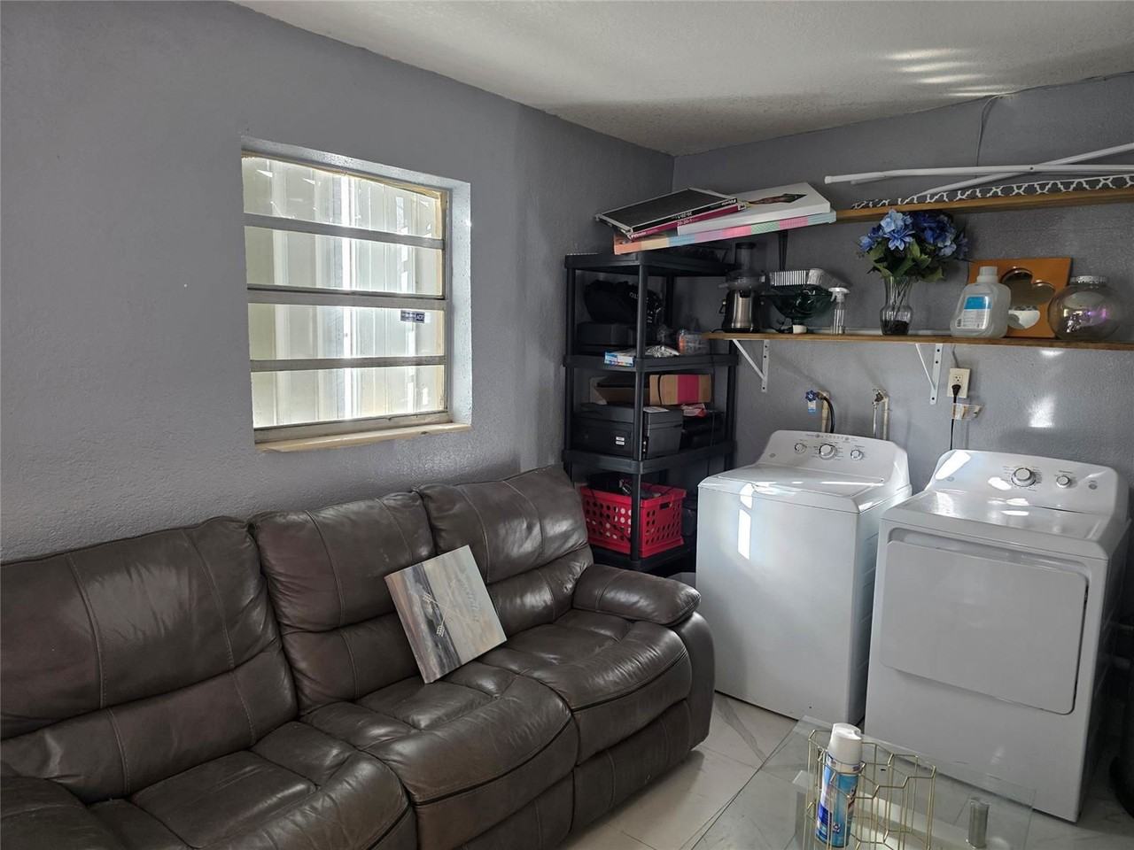 1501 Nw 62nd Ter - Photo 4 of 8