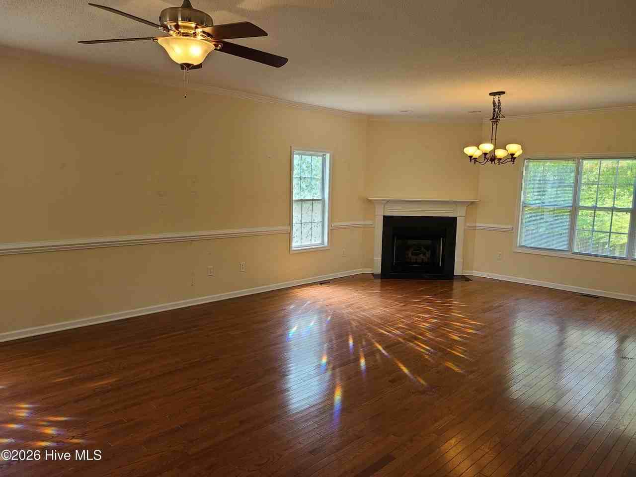 335 Osprey Point Dr - Photo 2 of 23