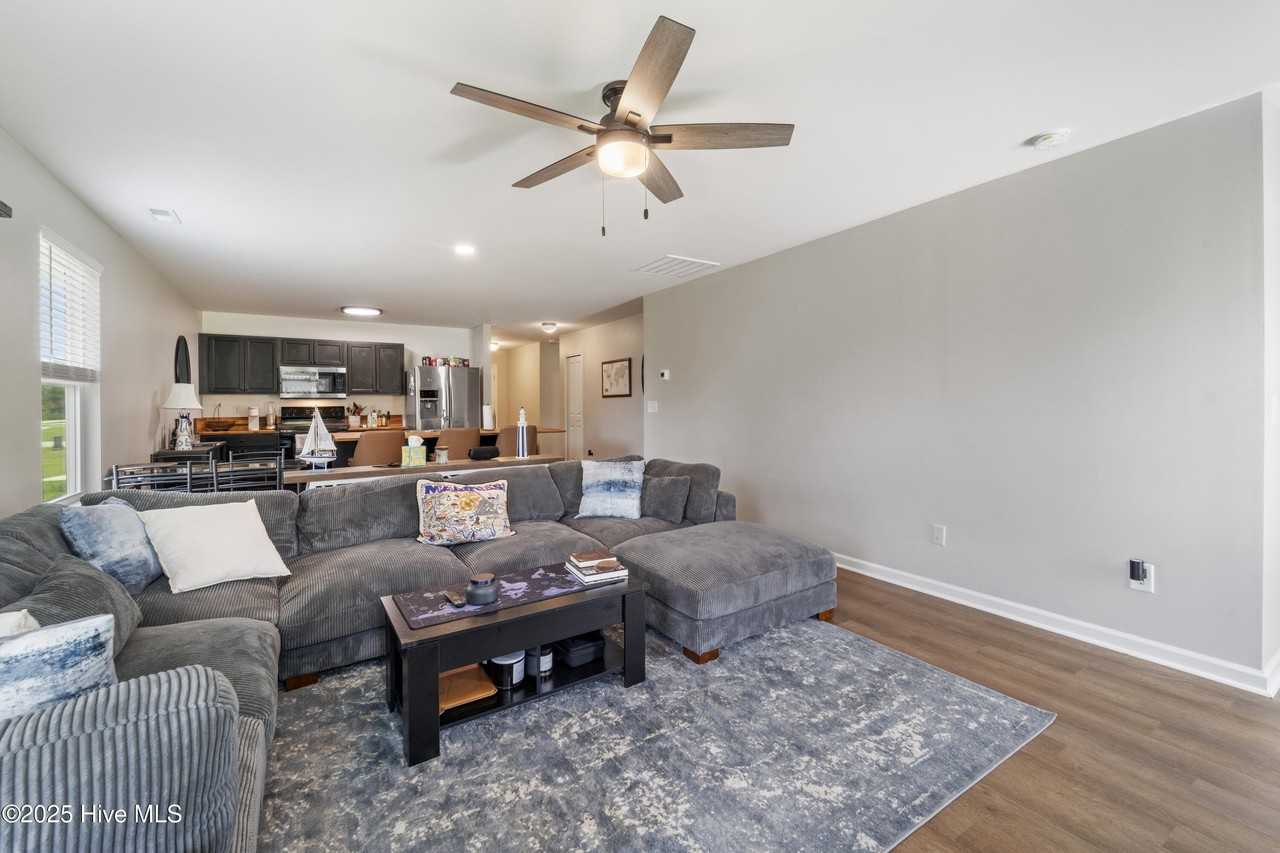 206 New Home Pl - Photo 7 of 19