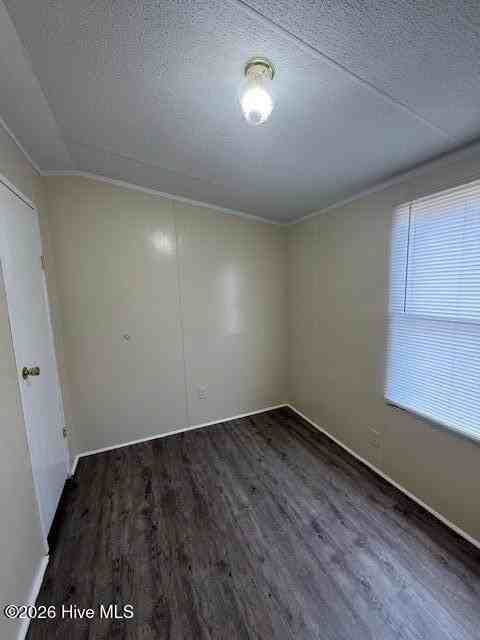 1518 Patsy Ln - Photo 7 of 15