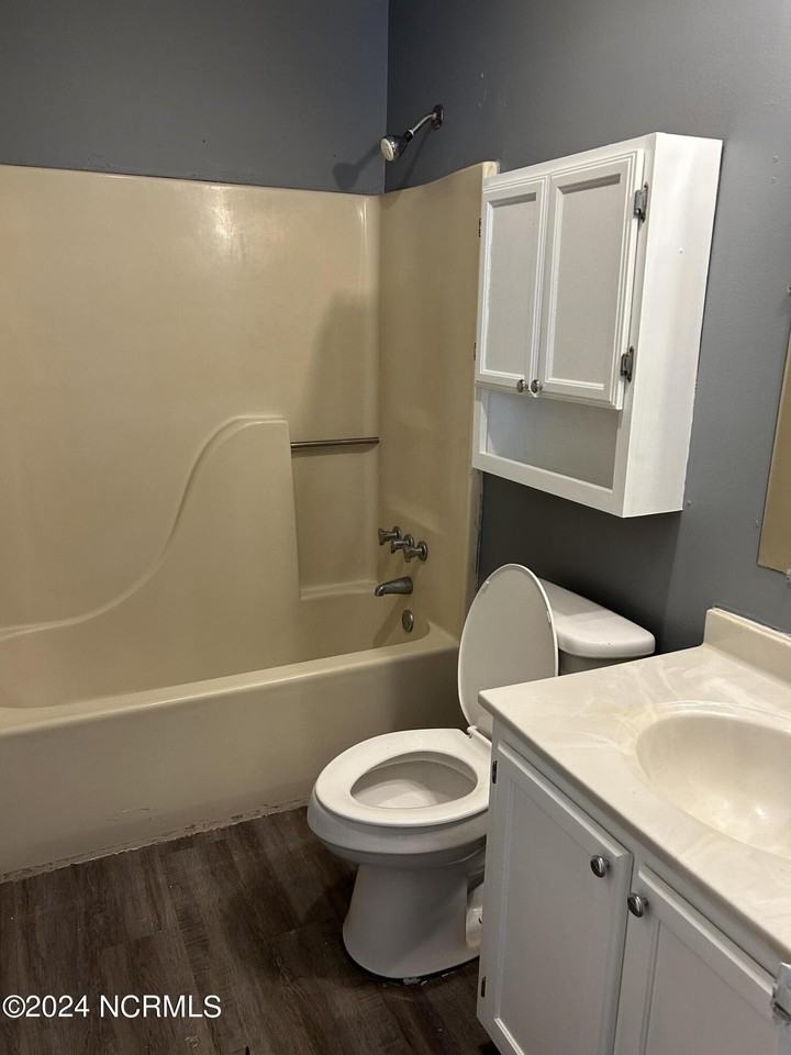 101 Wildwood Ct - Photo 6 of 10