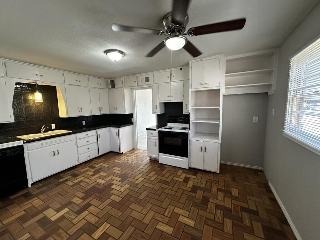 1602 39th St - Photo 6 of 14