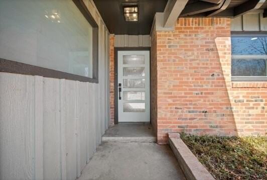 4914 12th St - Photo 3 of 24