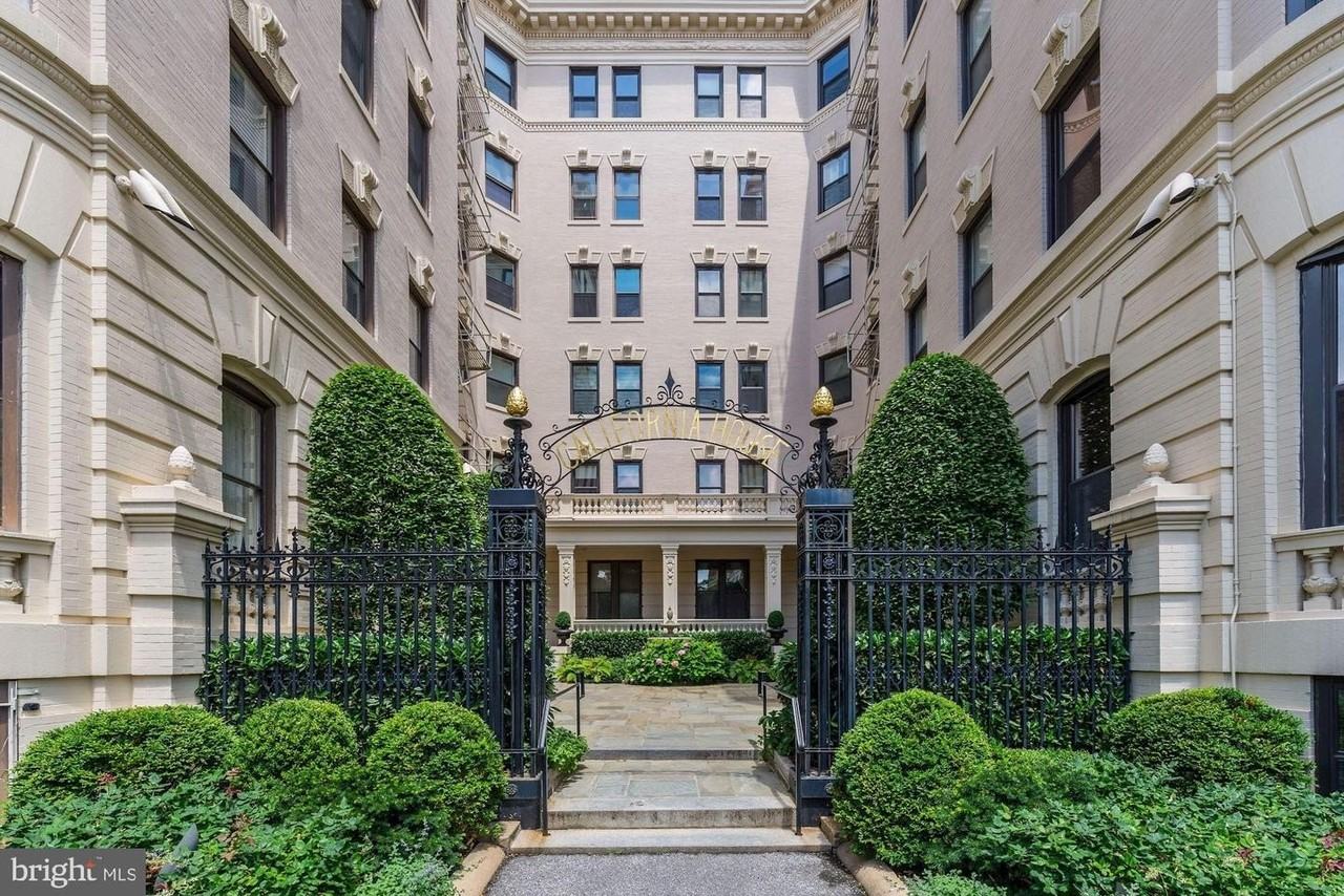 2153 California St Nw - Photo 2 of 34