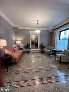 2153 California St Nw - Photo 7 of 34