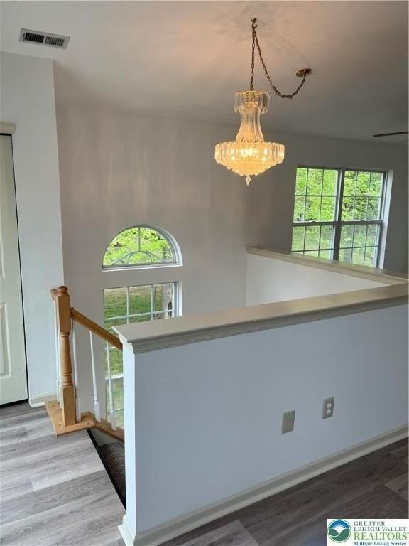 1877 Mansfield St - Photo 2 of 12