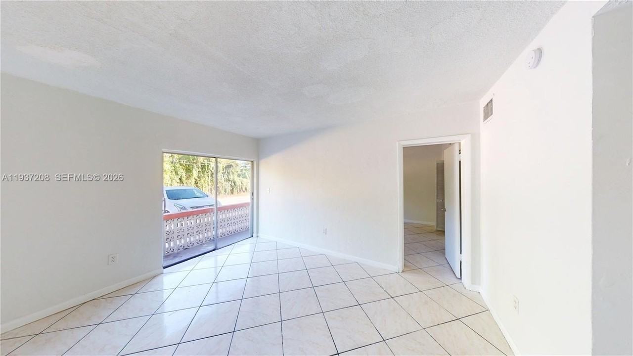 1825 Sw 67th Ct #19 - Photo 3 of 10