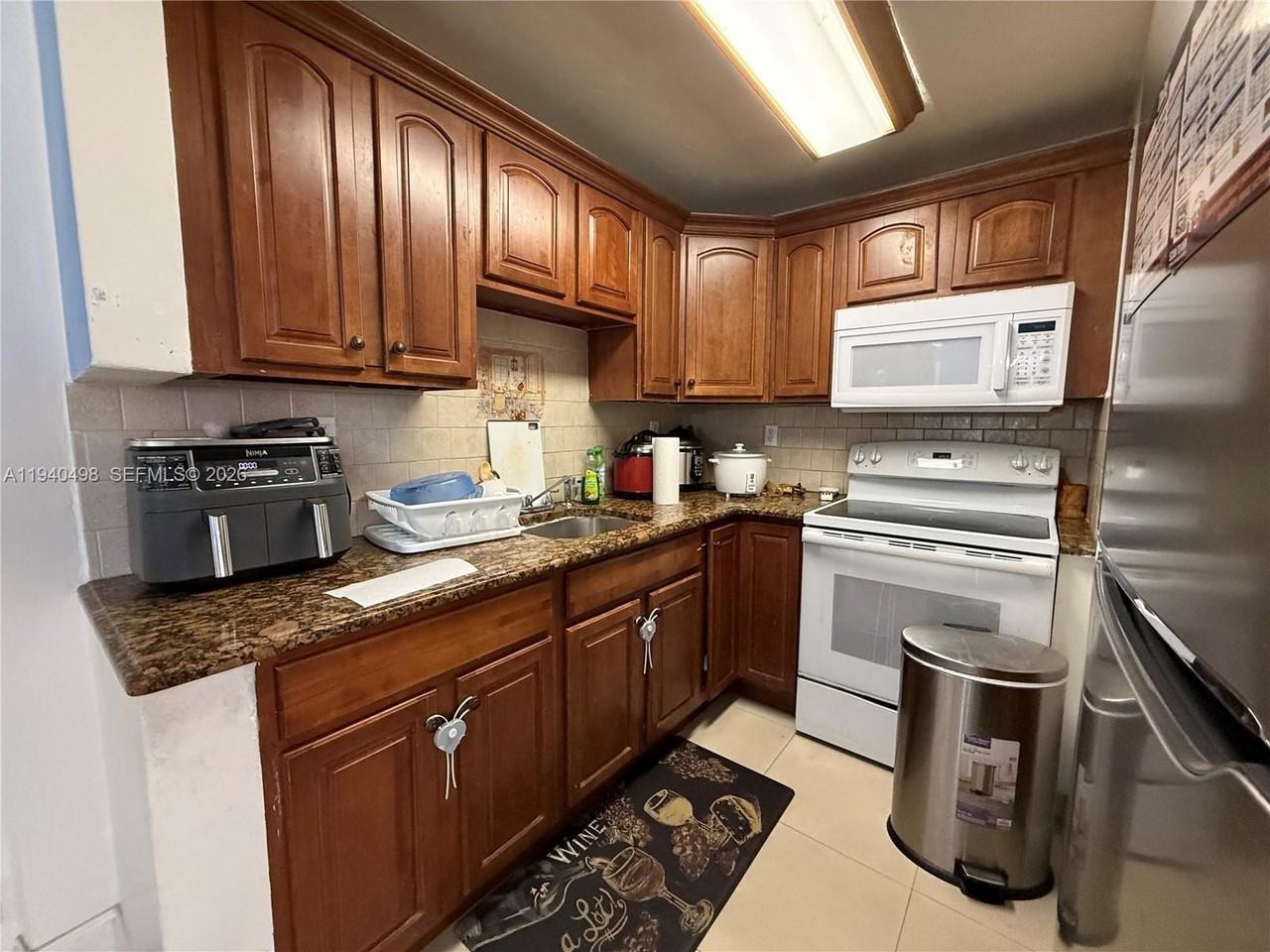 495 Nw 72nd Ave #211 - Photo 2 of 34