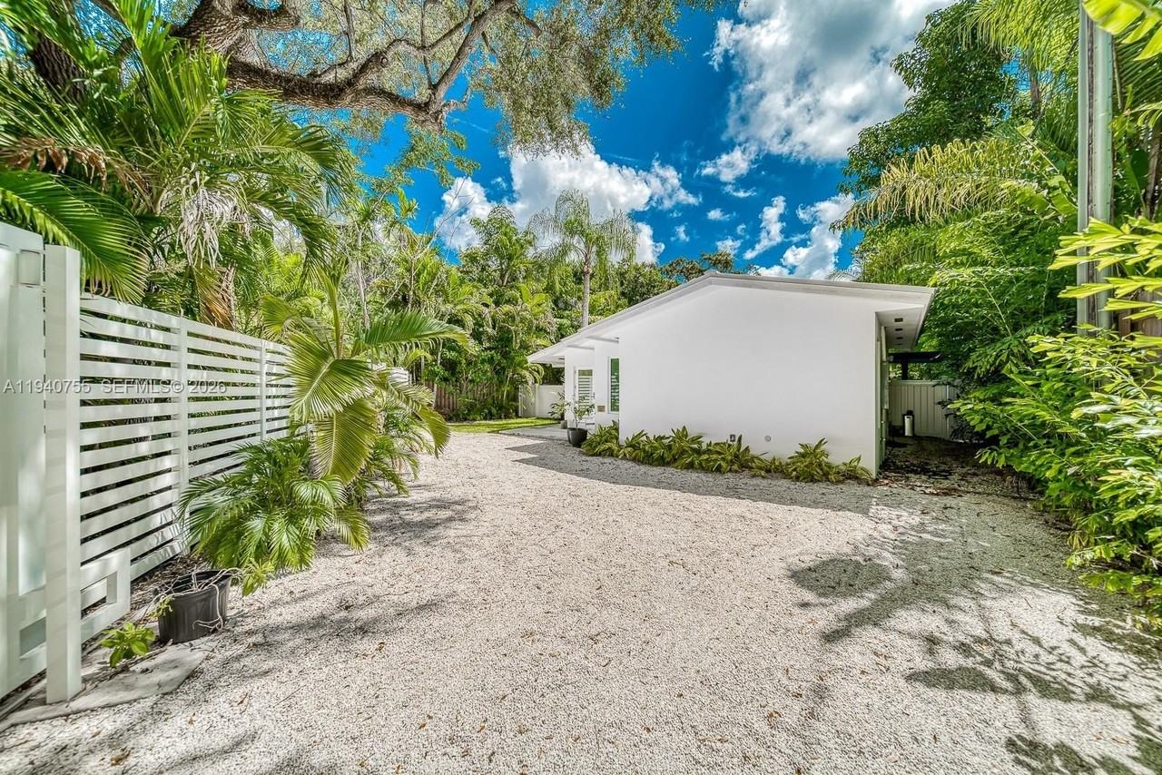 4000 Kumquat Ave #0 - Photo 5 of 27