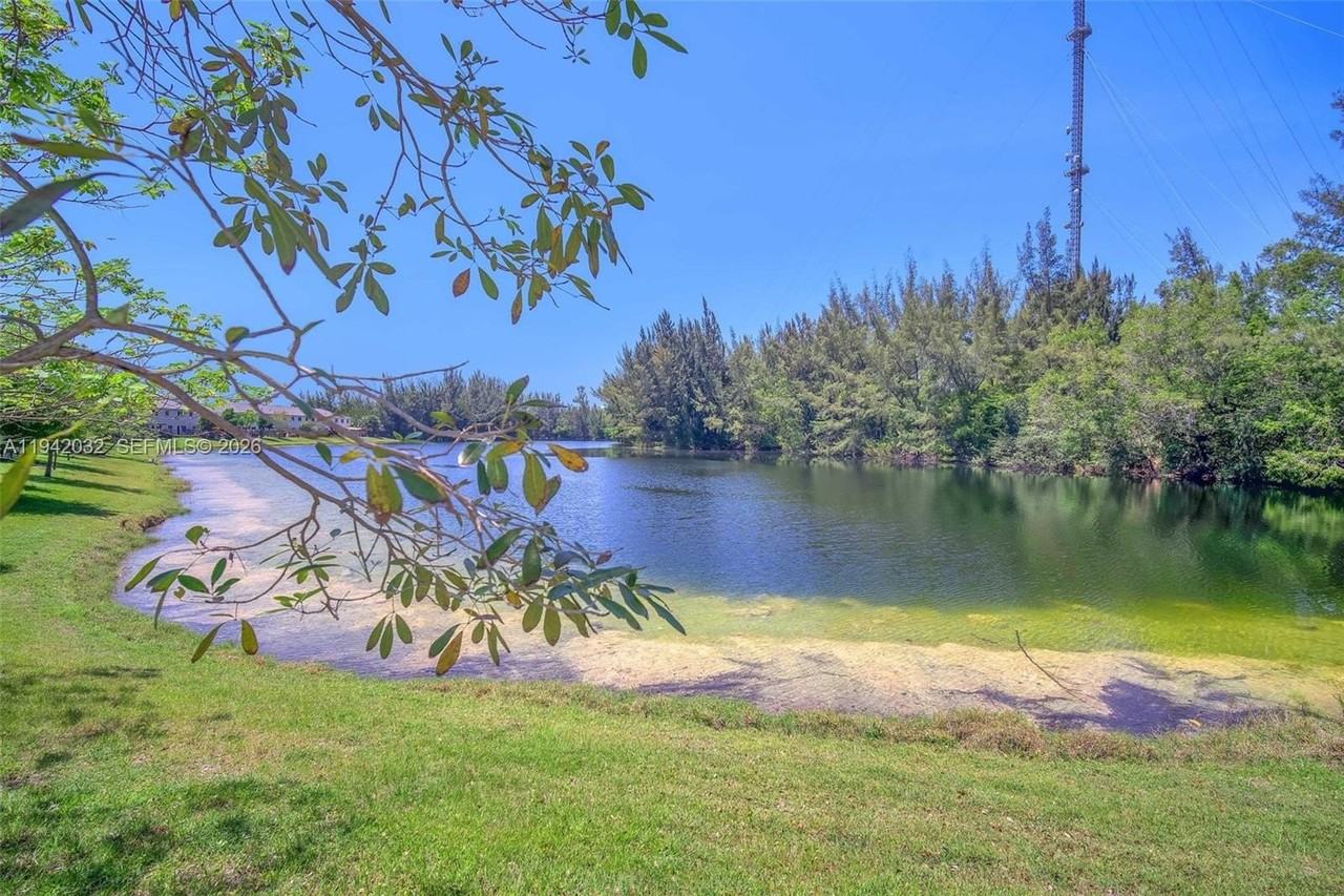 20876 Nw 9th Path #20876 - Photo 6 of 33